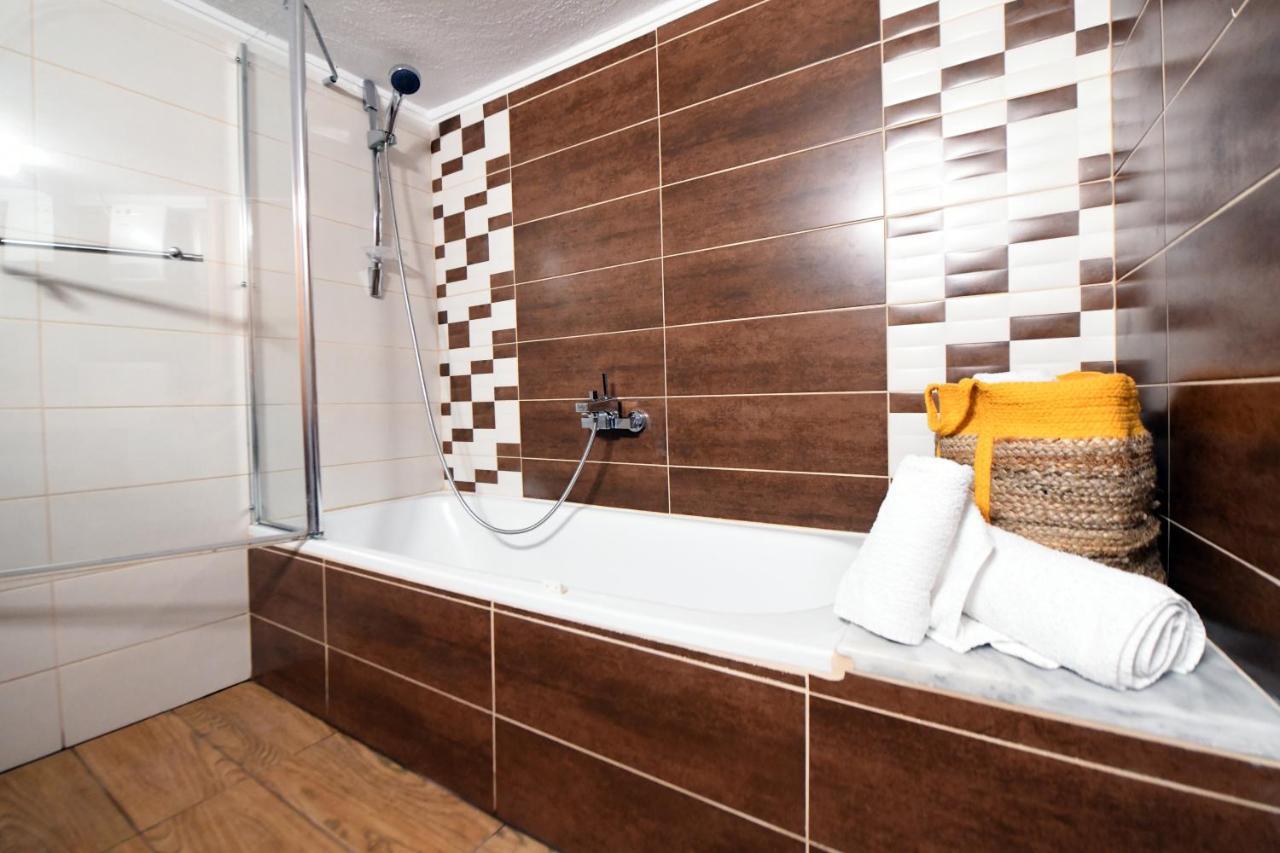 Grand Lux Apartment 세레스 외부 사진